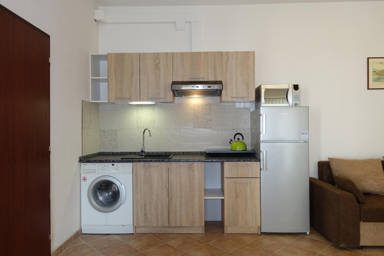 Kitchen 3, Green Club, Praha - západ