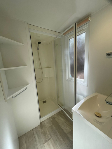 Bathroom 4, Happy Camp in Camping Iscrixedda, Ogliastra