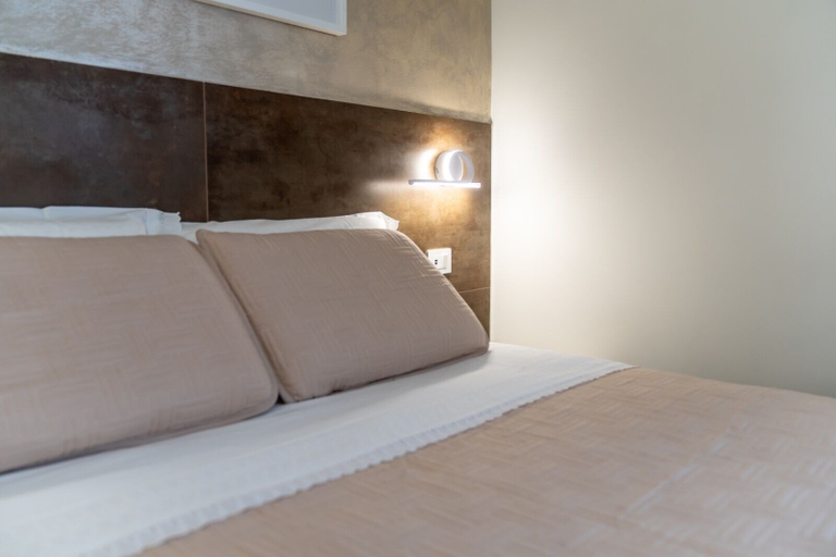Bedroom 3, giardini inn arte, Messina
