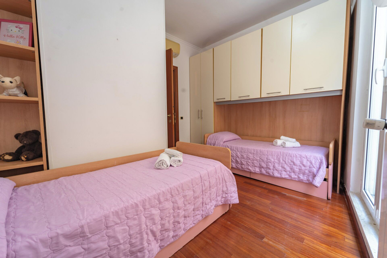 Bedroom 3, Sanremo Family Apartment, Imperia