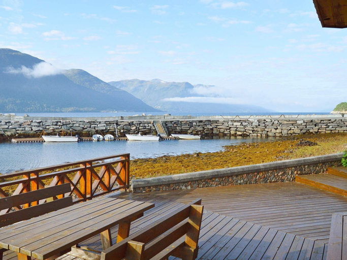 Others 5, Holiday Home in Eidsvåg, Nesset