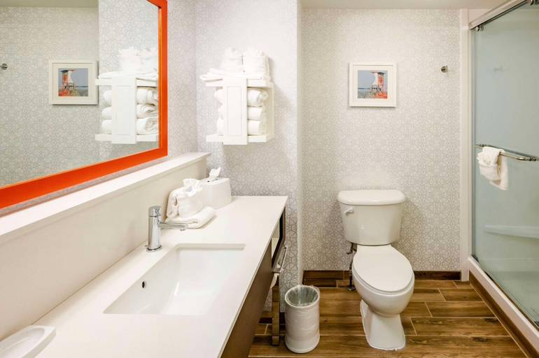 Bathroom 7