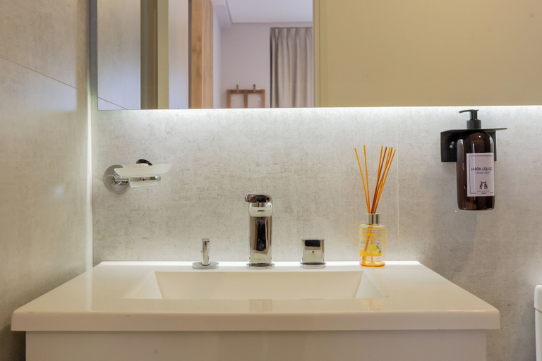Bathroom 3, Porto by FMA Coliving, Capital