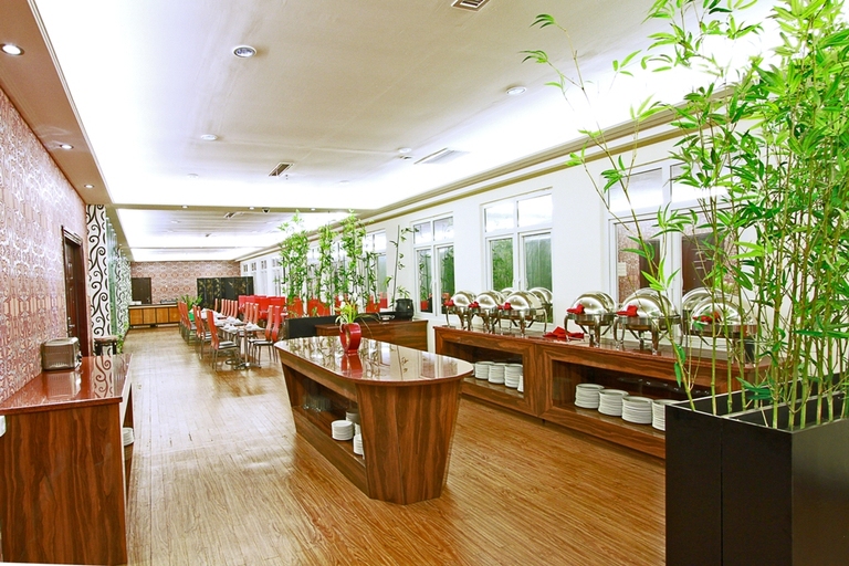 Food & Drinks, Grand Puncak Lestari Hotel, Bangka Tengah