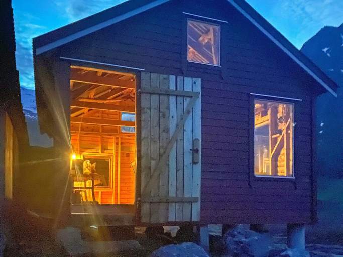 Exterior & Views 2, 8 Person Holiday Home in Austefjorden, Volda