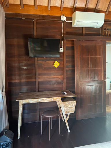 Dining Room 1