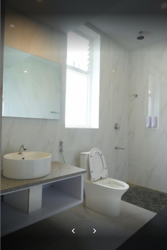Bathroom, LA GRANDE SUITE & BANQUET HALL, Karaikal