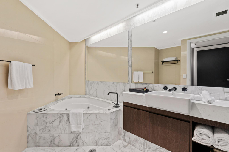Bathroom 15
