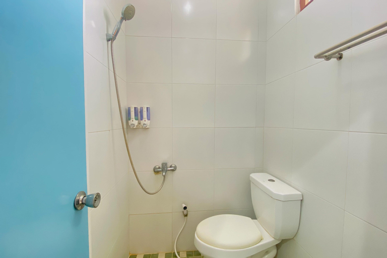 Bathroom 4