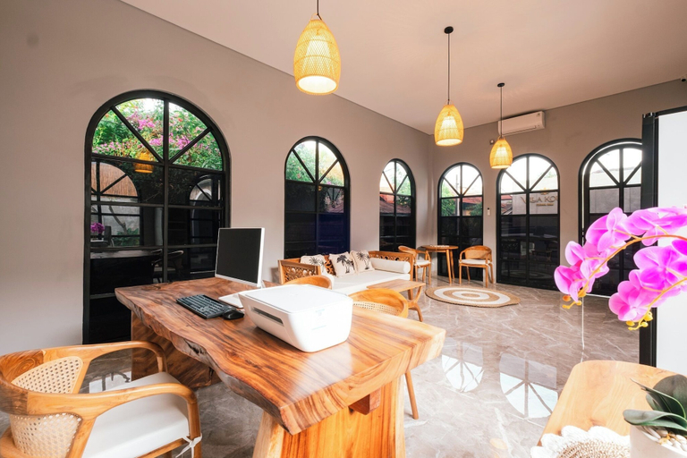 Food & Drinks 2, Villa Koura Kuta, Badung