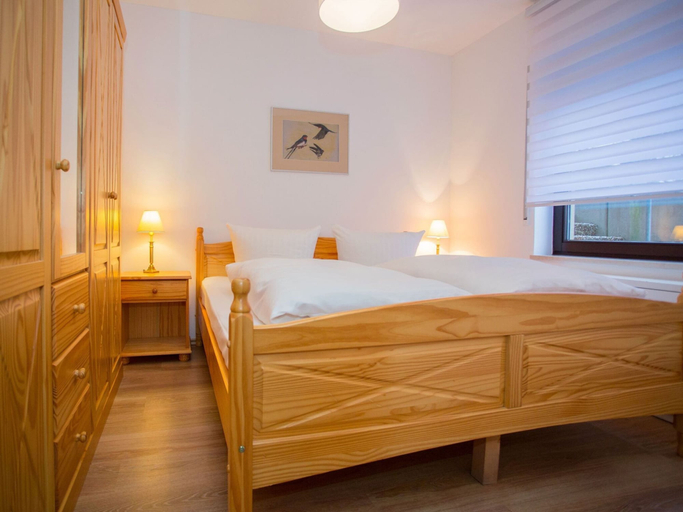 Bedroom 3, Helle Wohnung bei Winterberg mit Balkon, Hochsauerlandkreis