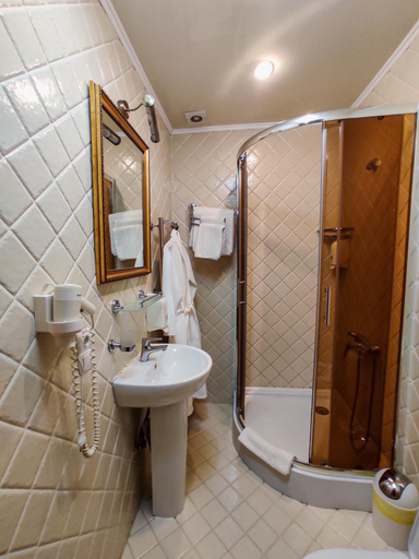 Bathroom 3, VIP Hotel, Izma‹l's'ka