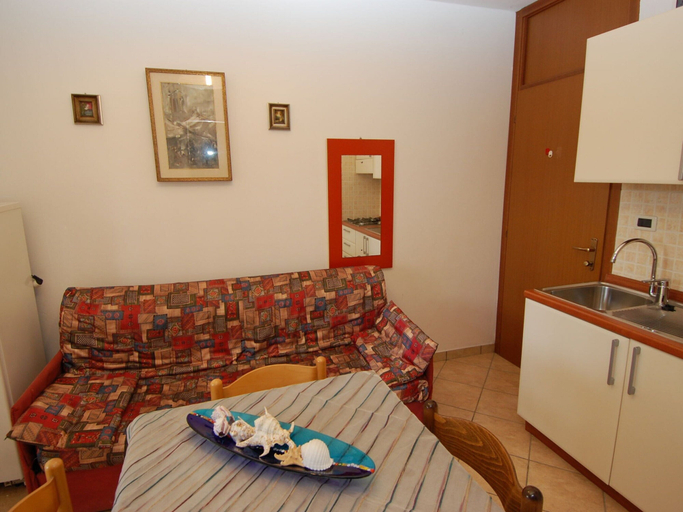 Others 4, Sun Drenched Seaside Holiday Home near Venice, Rovigo