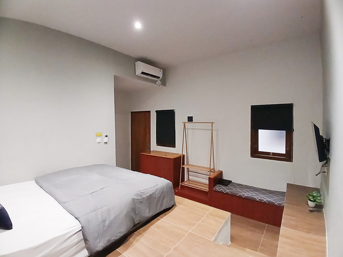 Bedroom 28