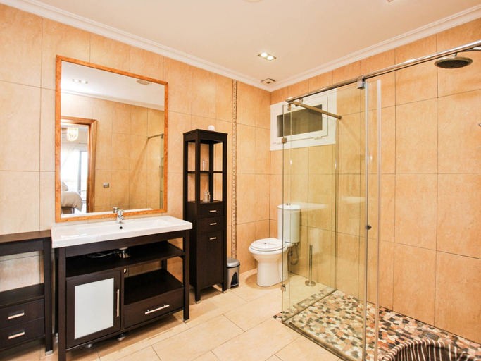 Bathroom 5, Villa in Alcudia With Swimming Pool, Baleares