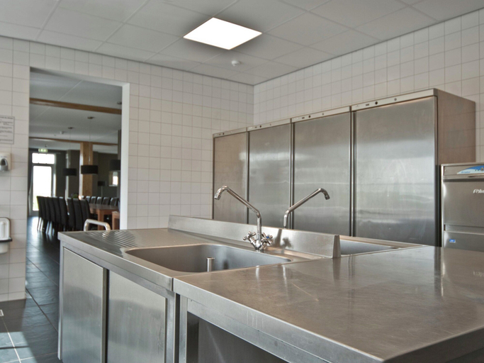 Private kitchen 3, Wemeldinge Group Retreat, Kapelle