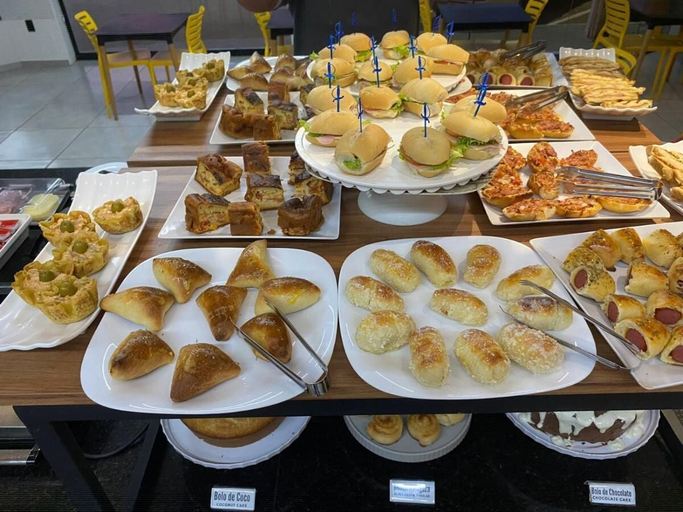 Food & Drinks 4, Hotel Avenida Plaza, Querência