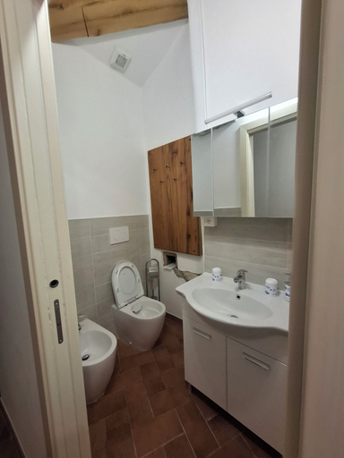 Bathroom 5, Il Castellaro ai Sassi, Modena