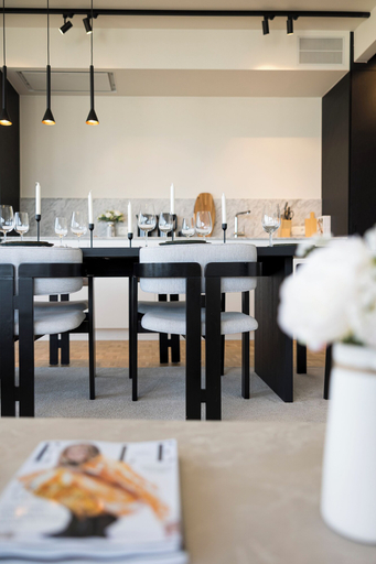 In-room dining 3, Penthouse de Luxe 3 Ch. Centre, Antwerpen