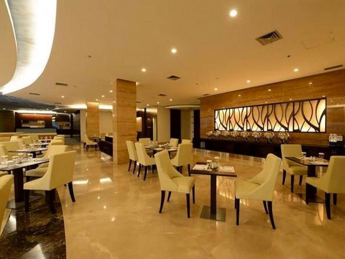 Food & Drinks 3, The Falatehan Hotel (permanently closed), South Jakarta