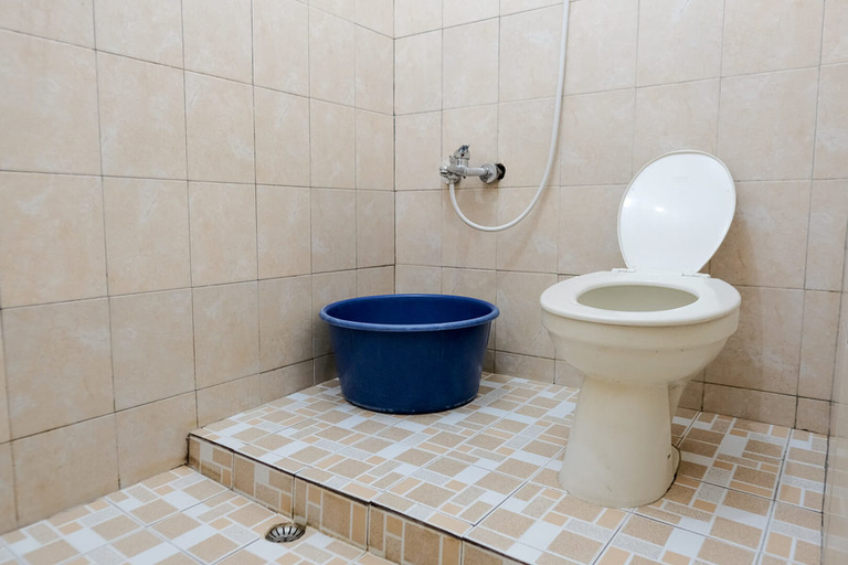 Bathroom 3, Hotel 78 Parapat RedPartner, Simalungun