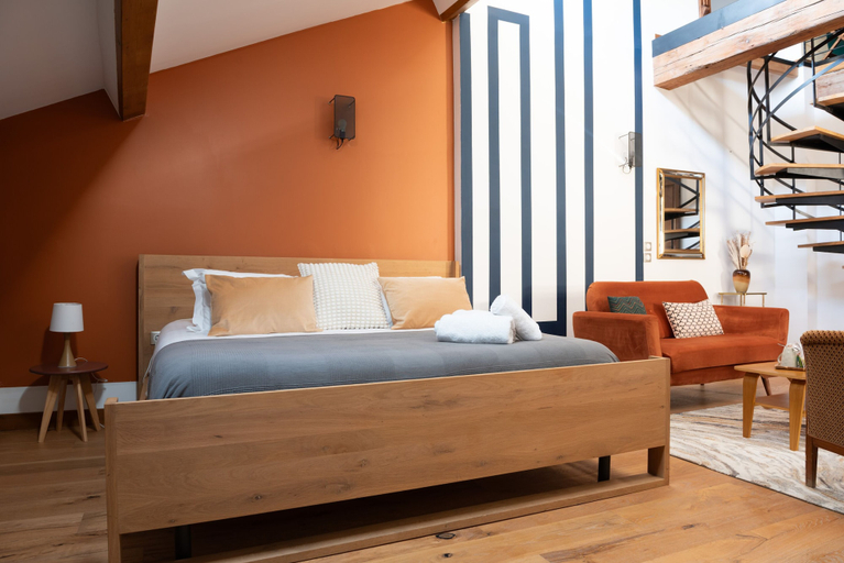 Bedroom 3, La Maison des Seigneurs, Vaucluse