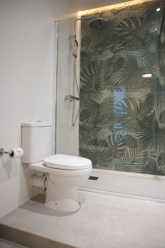 Bathroom 4, Valletta in Style