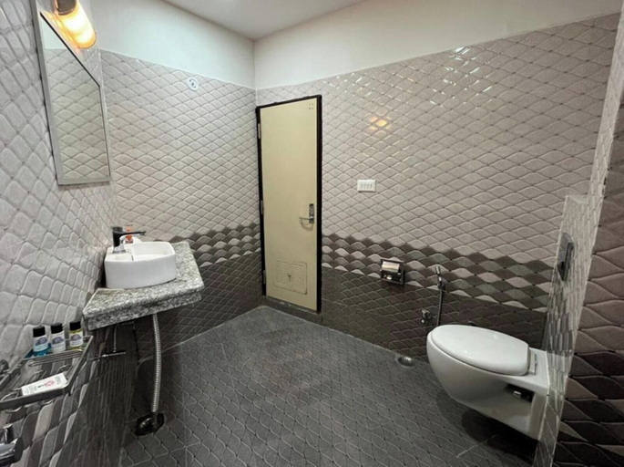 Bathroom 3, MJ Funcity Waterpark And Resort, Lucknow