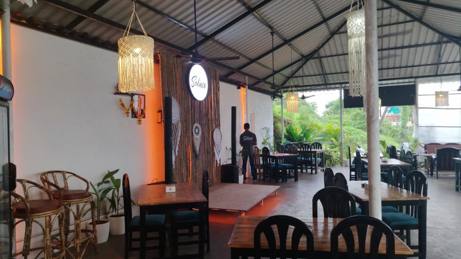 Food & Drinks 5, Solace Mandrem, North Goa