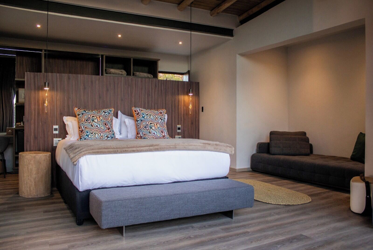 Bedroom 2, Umoya Safari Lodge, Bojanala