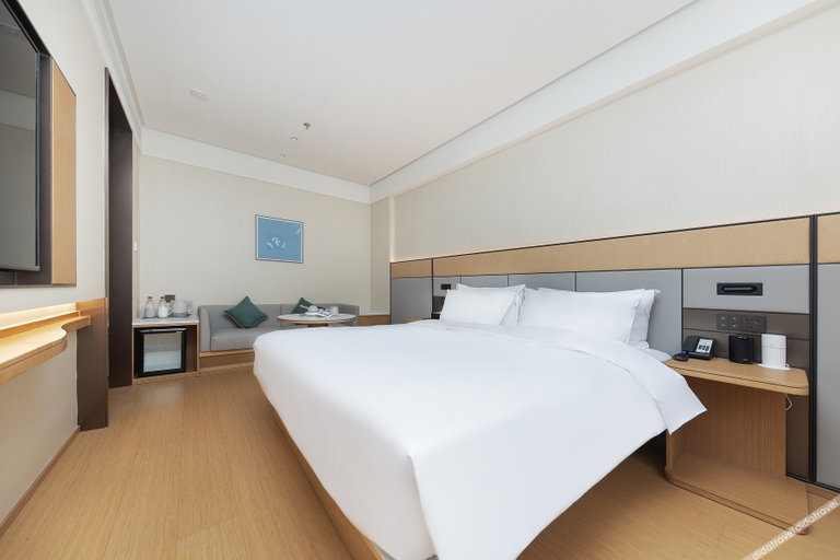 Bedroom 2, JI Hotel Zhangjiagang Dacheng Plaza, Suzhou