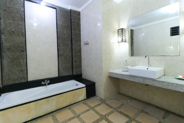 Bathroom 8
