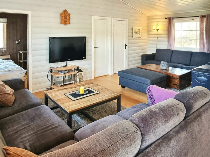 Others 5, 8 Person Holiday Home in Aseral, Åseral