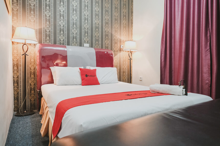Bedroom 21