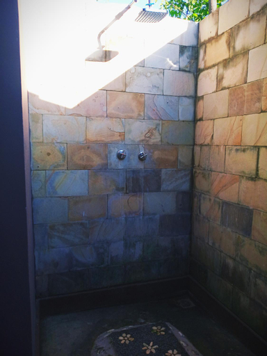 Bathroom 7