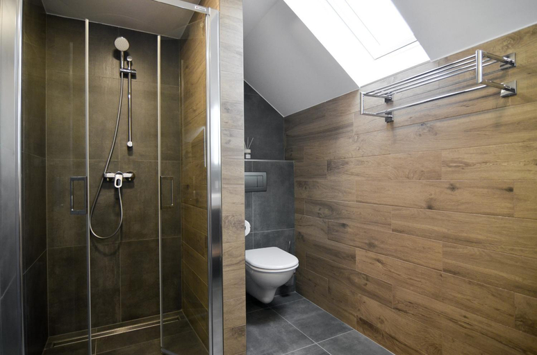 Bathroom 2, Apartmany Malek, Břeclav