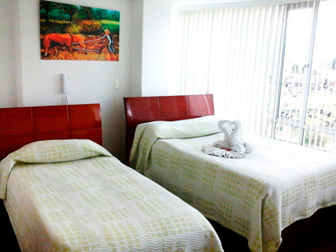 Bedroom 3, Hotel Santris, Duitama