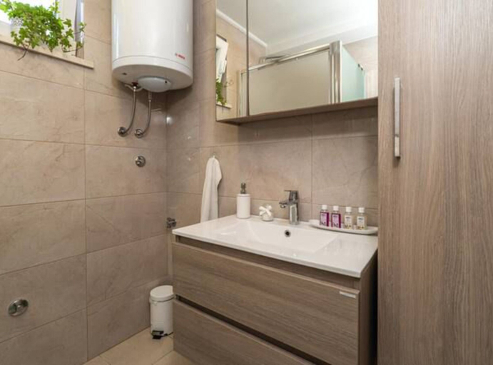 Bathroom 3, Apartment Tomic, Dubrovnik