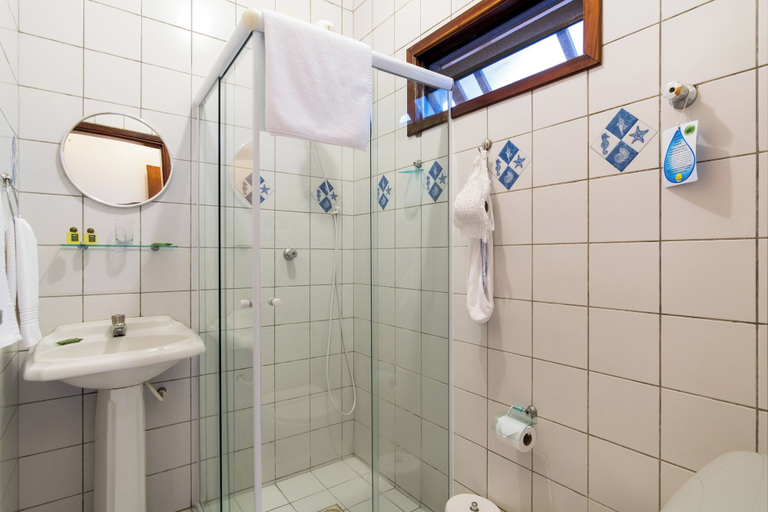 Bathroom 5, Pousada Marazul, Ubatuba