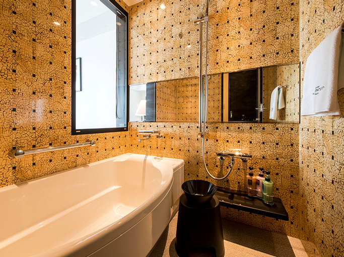 Bathroom 19