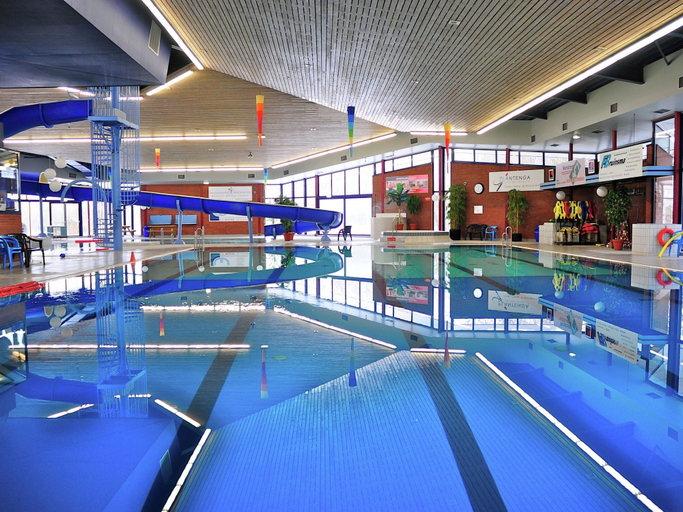 Pool, Holiday Home in Franeker With Private Terrace, Franekeradeel