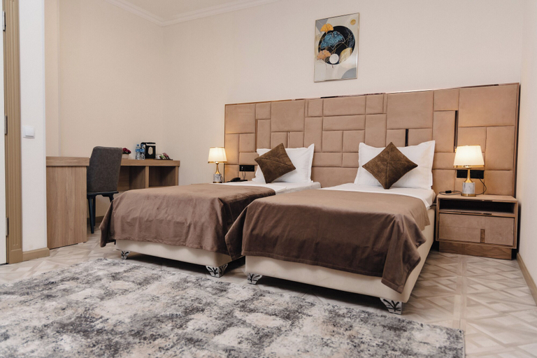 Bedroom 3, Art Royal Hotel, Tashkent City
