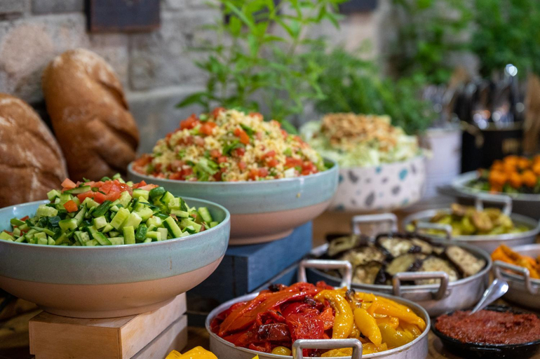 Food & Drinks 5, Travel Hotel Eilon