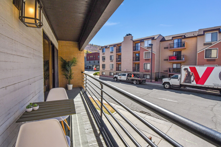 Others 5, New Claim by Park City Vacations, Summit
