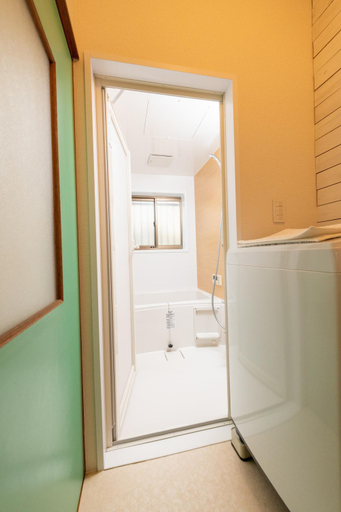 Bathroom 2, Leaf, Fujisawa