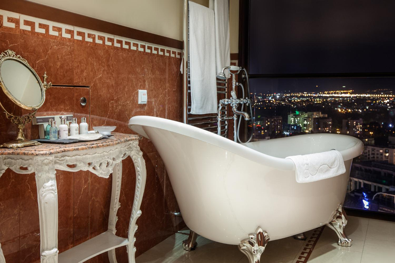Bathroom 5, Hotel Marinela Sofia, Stolichna