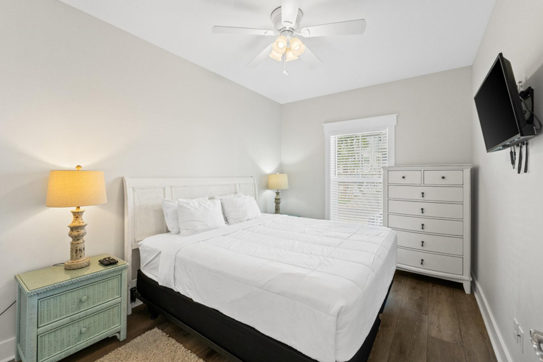 Bedroom 2, Beach House - Seabreeze Bungalow by PHG, Bay