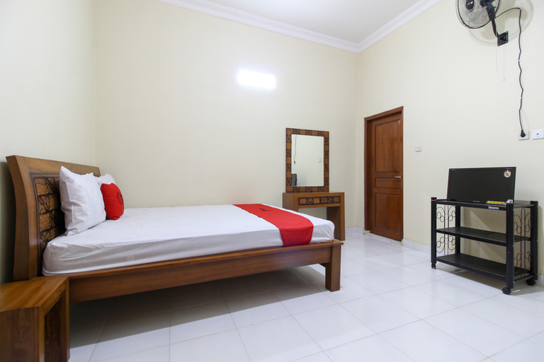 Bedroom 26