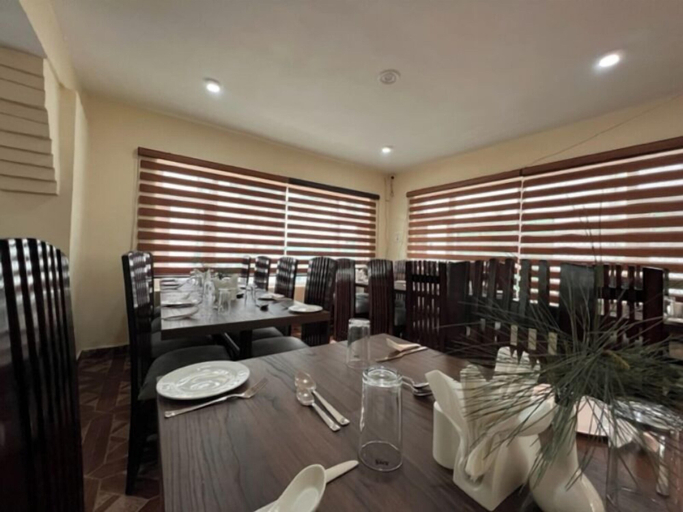 Food & Drinks 4, Hotel Riviera By Mount view, Anantnag