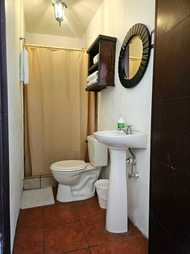Bathroom, Hotel Casa Nikté, Antigua Guatemala